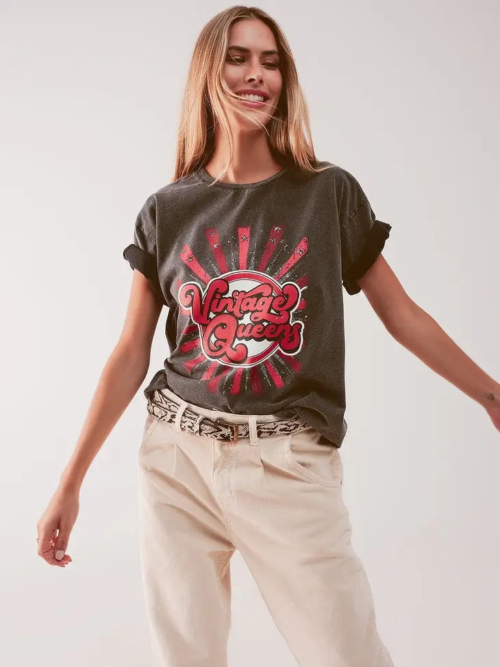Relaxed T Shirt with Black Vintage Queens Graphic Print
