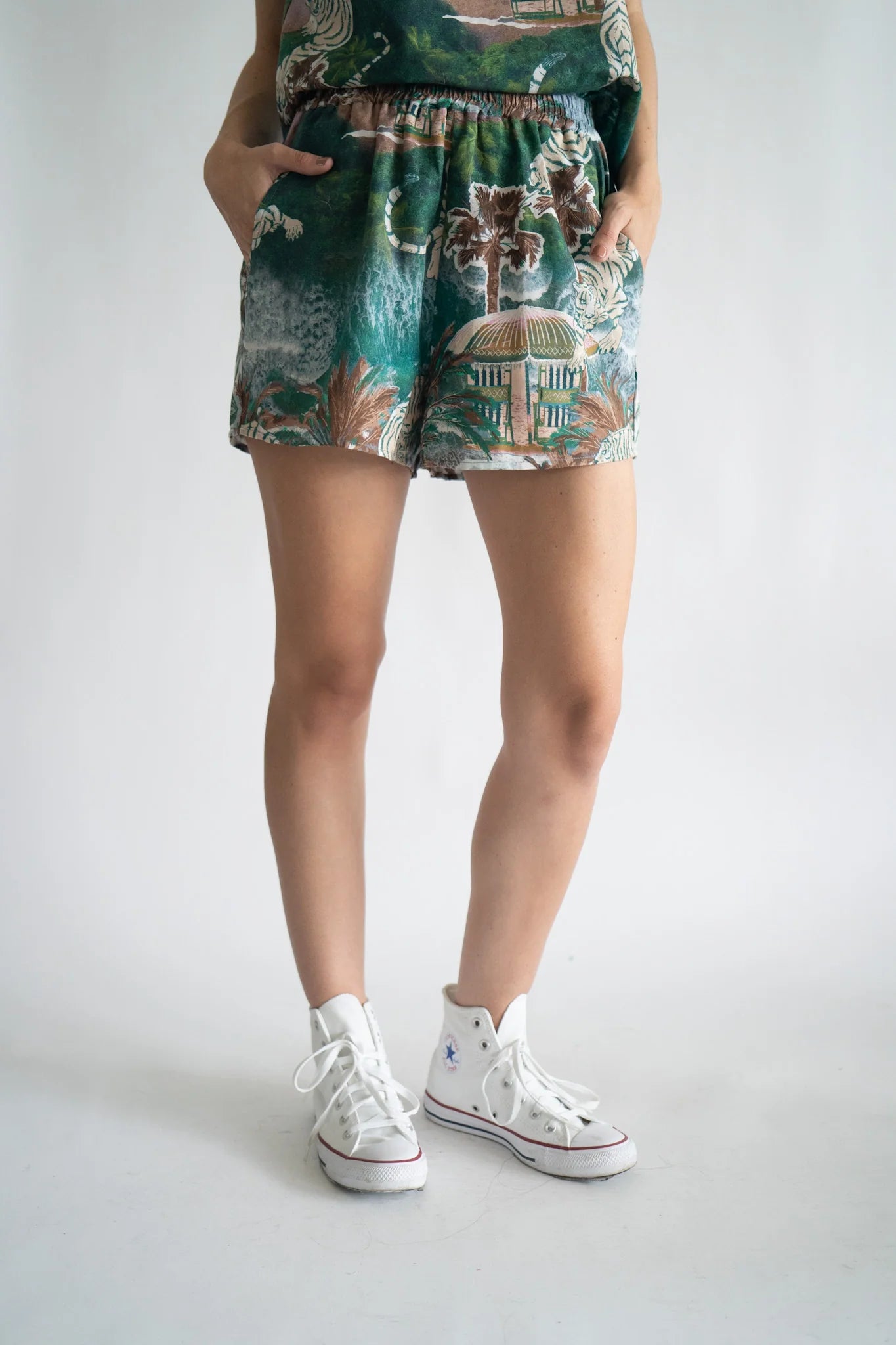 SHORT PARADISE