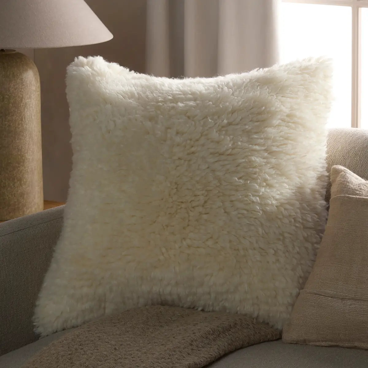 MONTANE 24 INCH PILLOW-100% Wool
