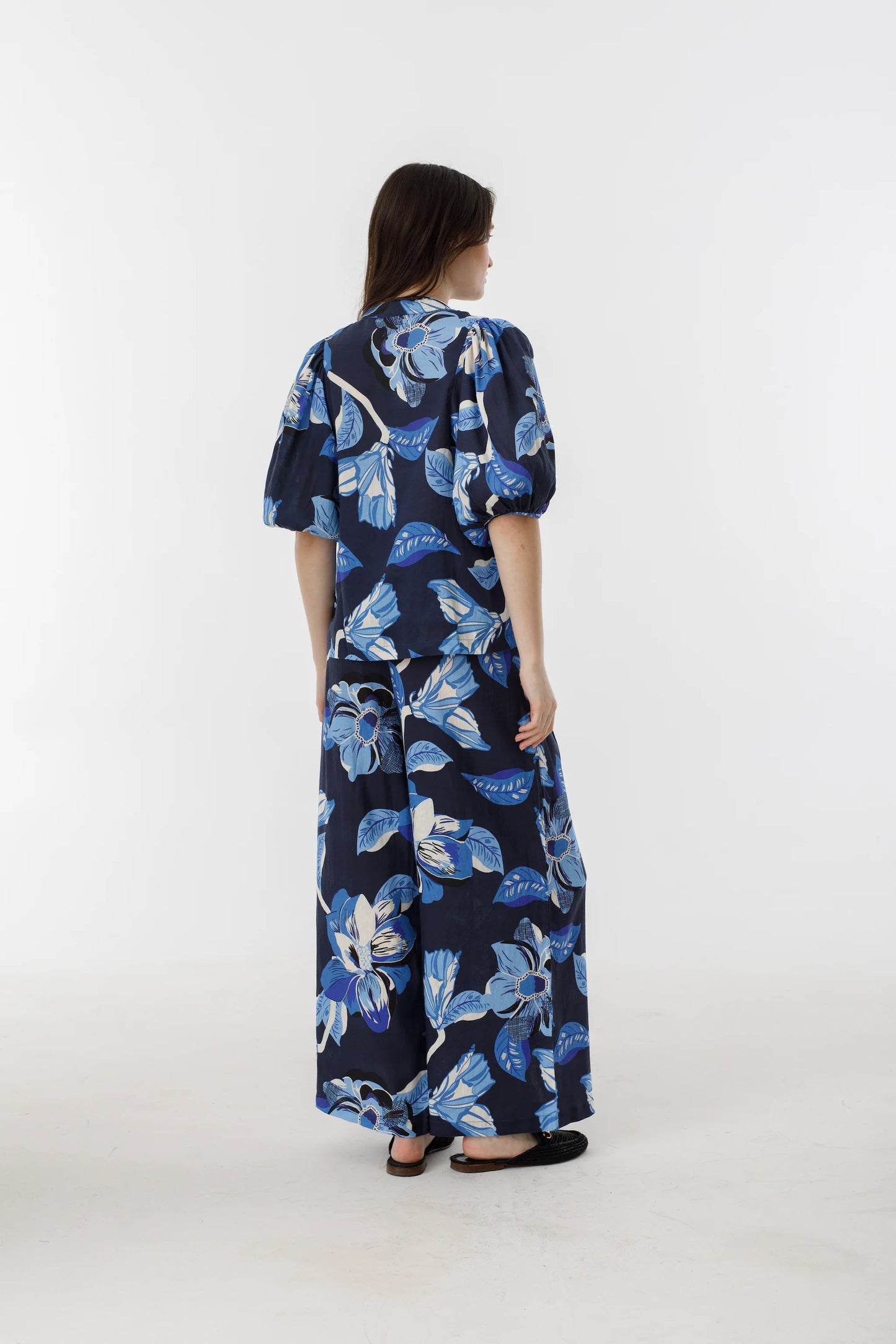 CULOTTE LINEN PANTS - NAVY HIBISCUS PRINT