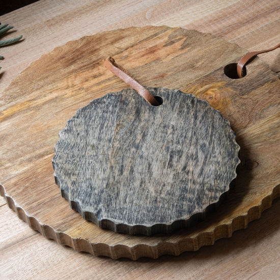 Carved Round Board/Wide