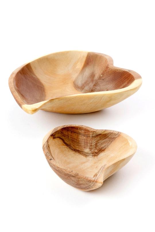 NEW!!!!!!SET OF 2 Nesting Wild Olive Wood Serving Bowls