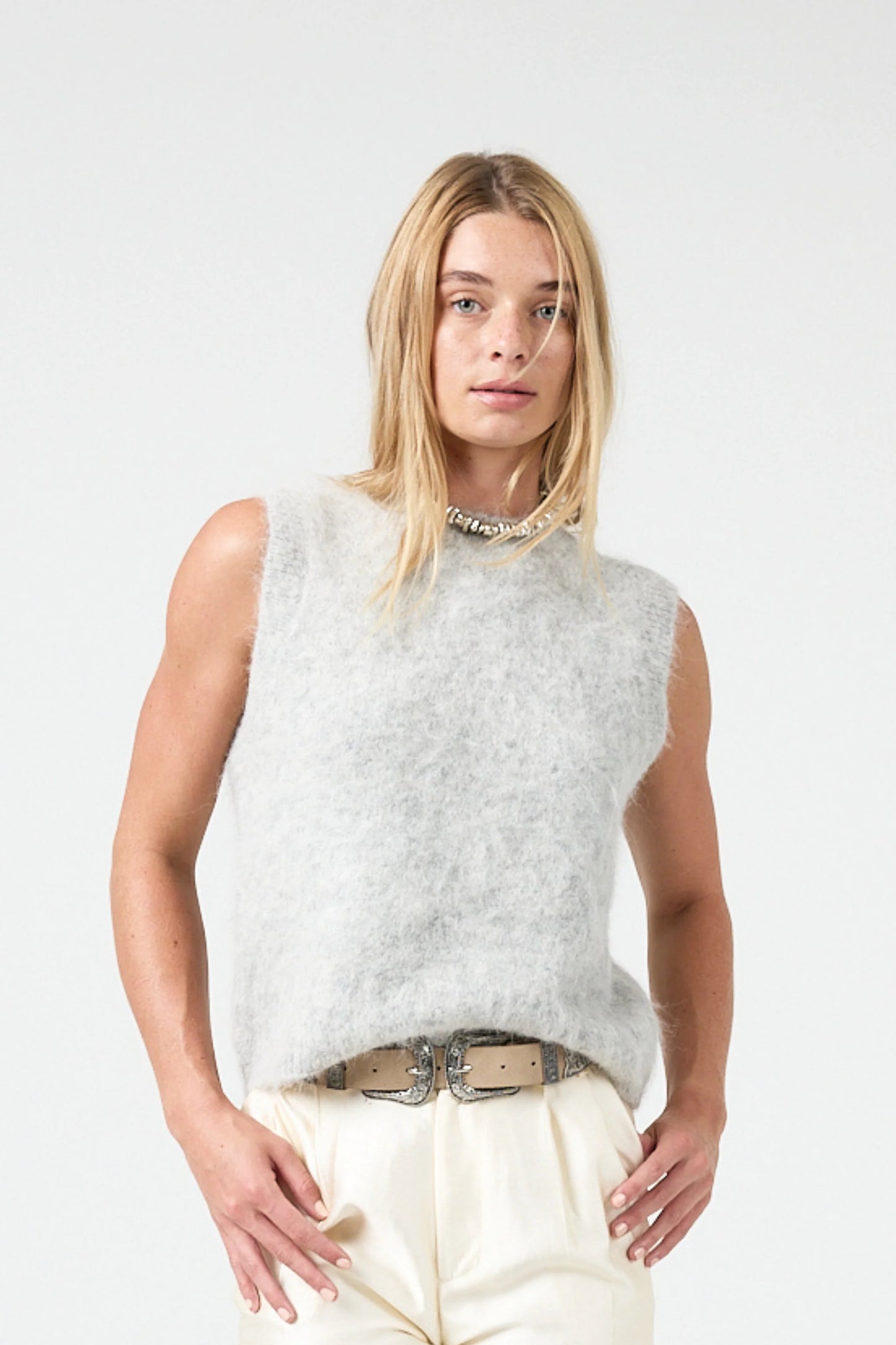 ALPACA KNITTED VEST - GREY