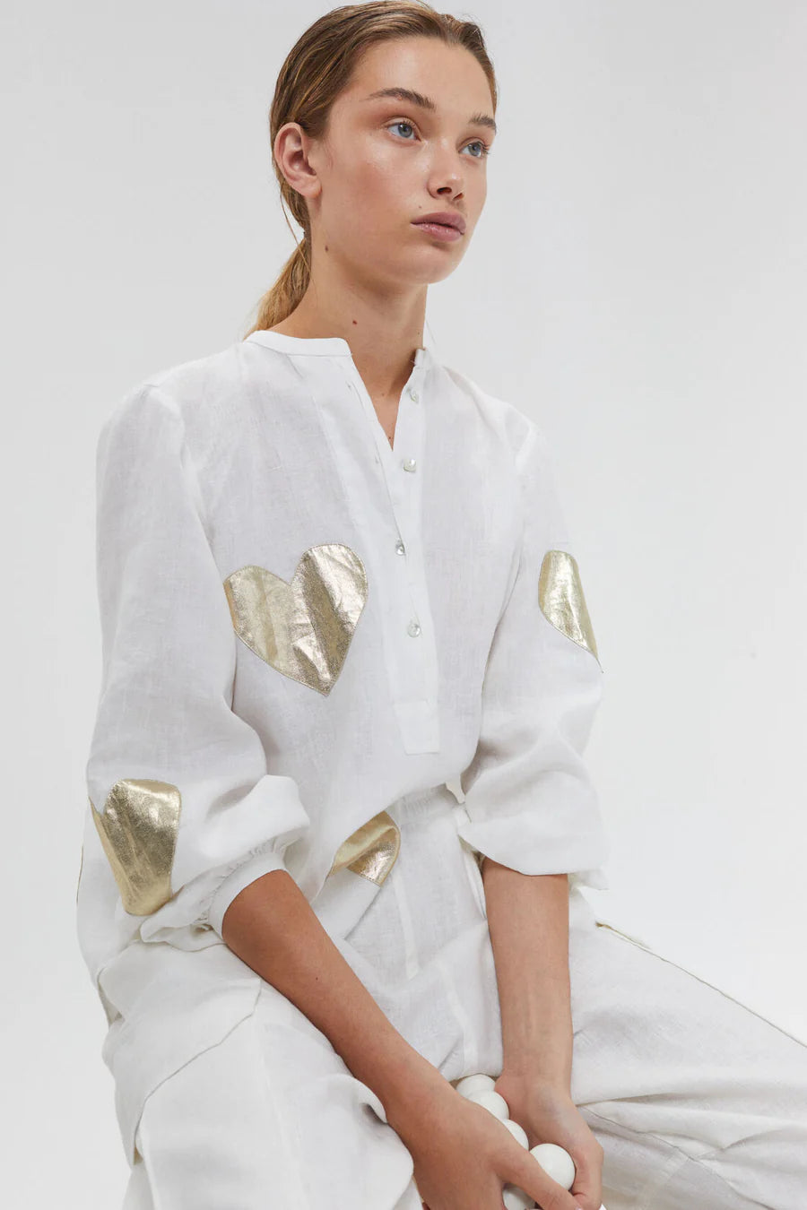 Linen Shirt - Off-White w/ Gold Hearts