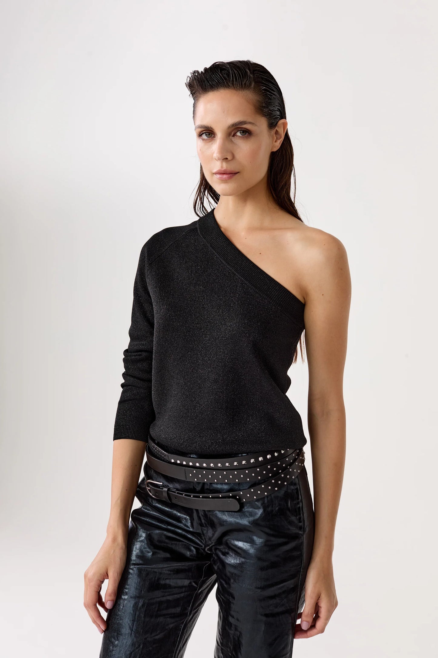 ONE SHOULDER GLITTER KNITTED TOP - BLACK