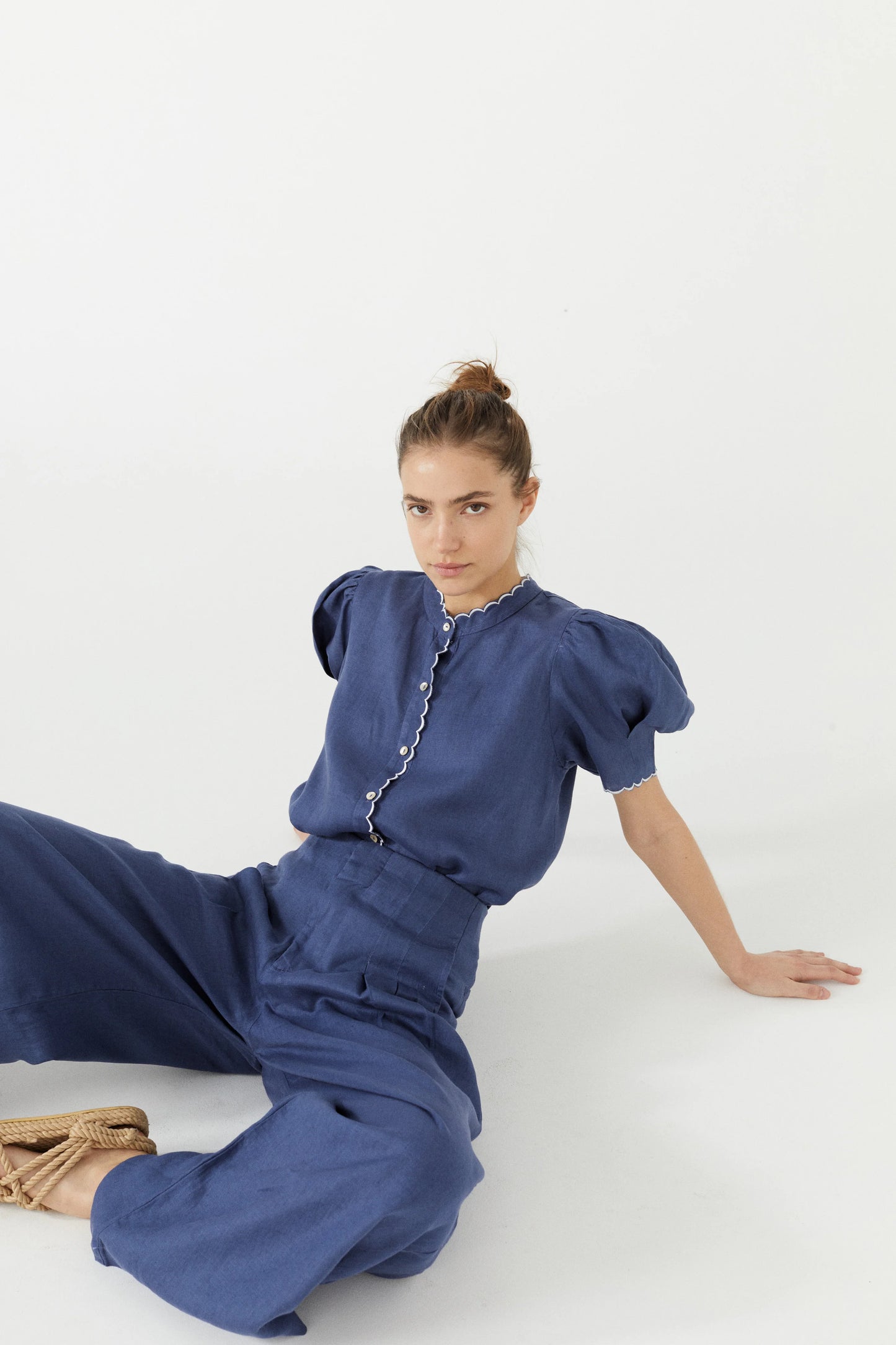 SCALLOP LINEN SHIRT - DEEP BLUE