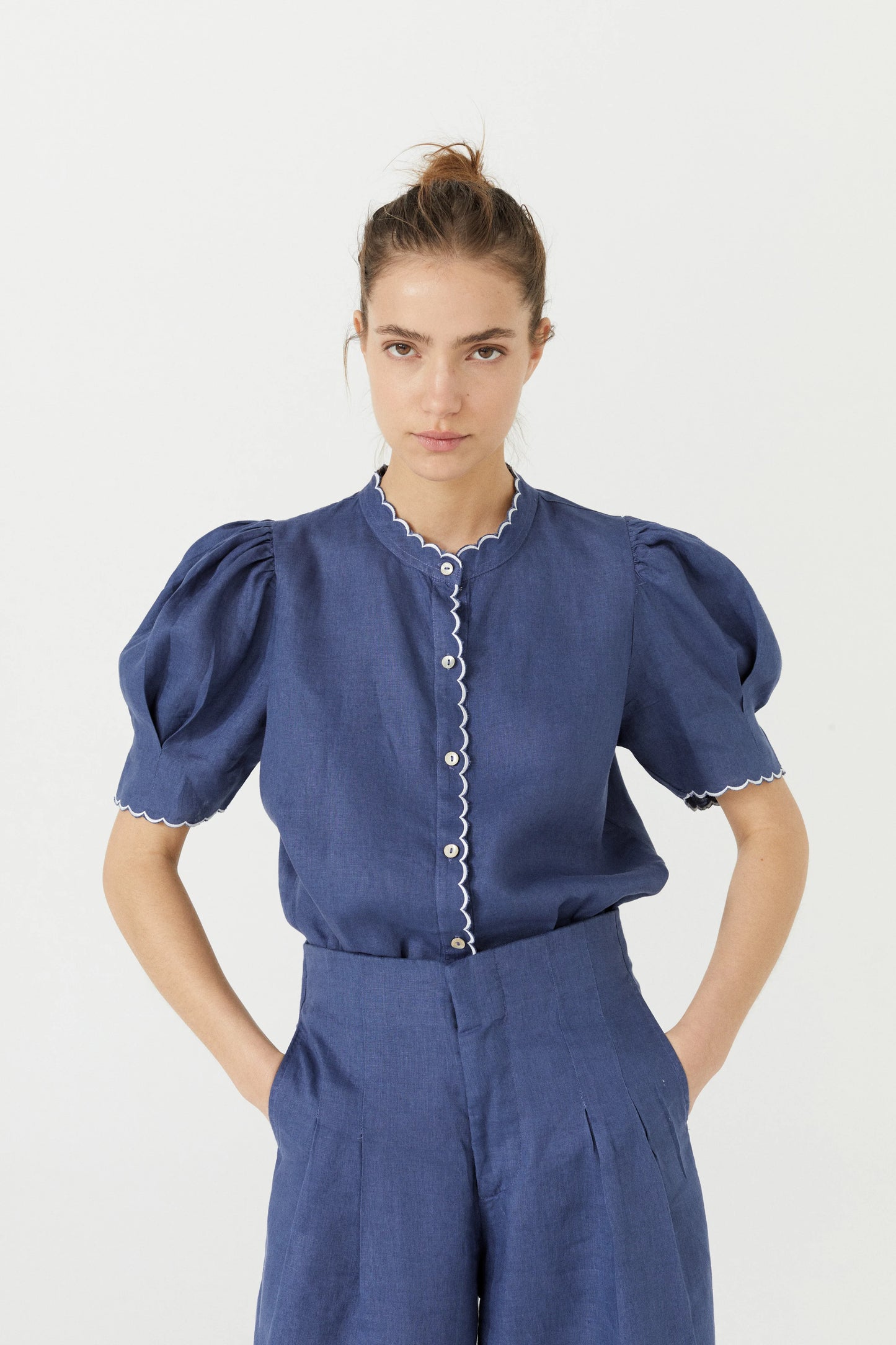 SCALLOP LINEN SHIRT - DEEP BLUE