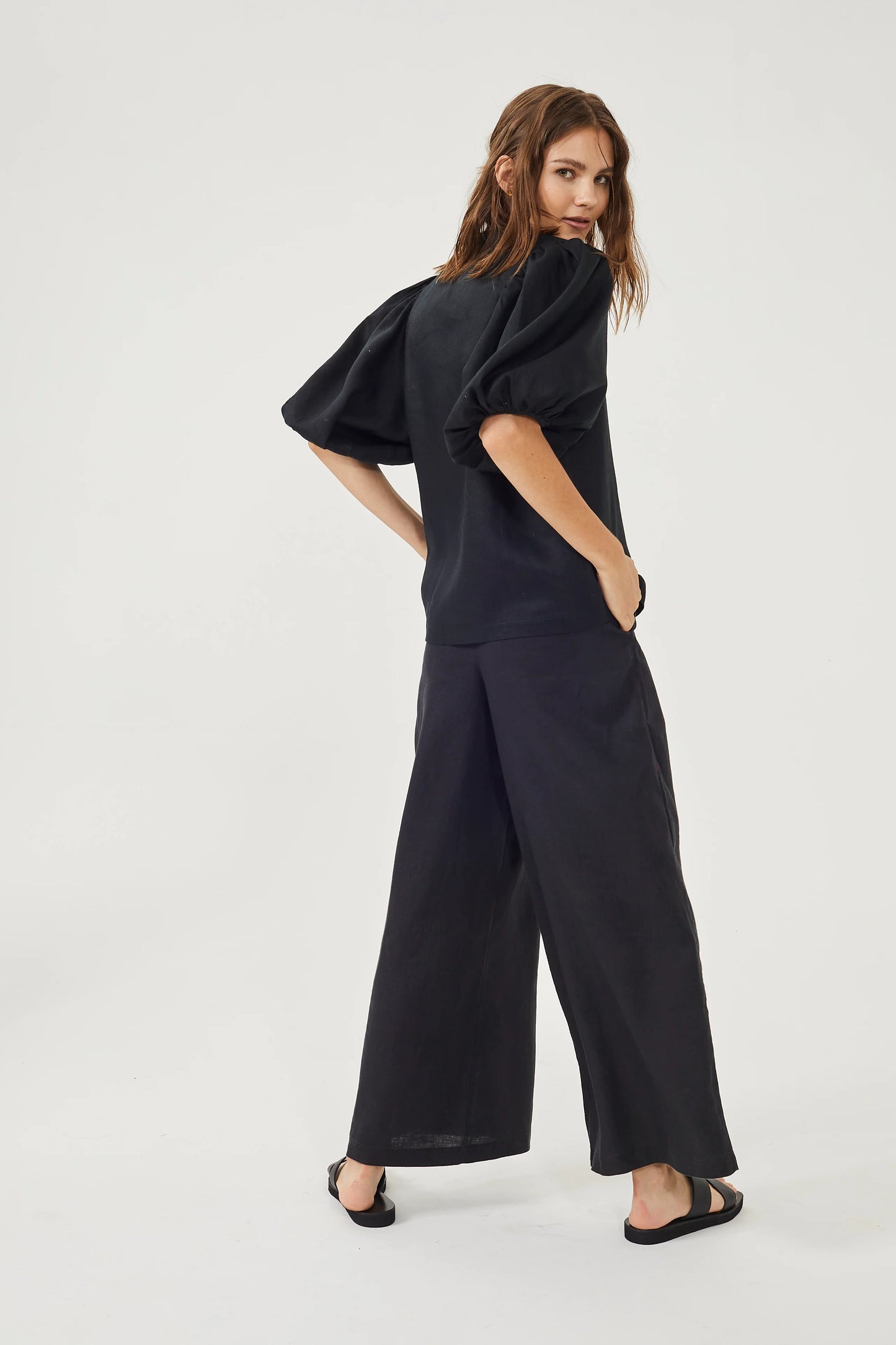 CULOTTE LINEN PANTS - BLACK