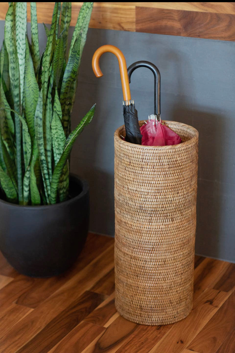 Rattan Round Umbrella Basket