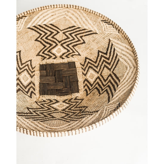 Plateau 28¨ Woven Basket